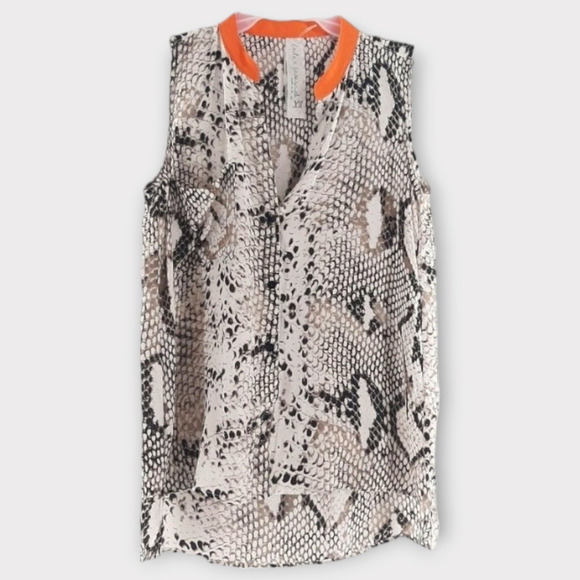 Laila & Savannah Womens Silk Blouse Size XS Snakeprint Sleeveless Button Up - Picture 1 of 5